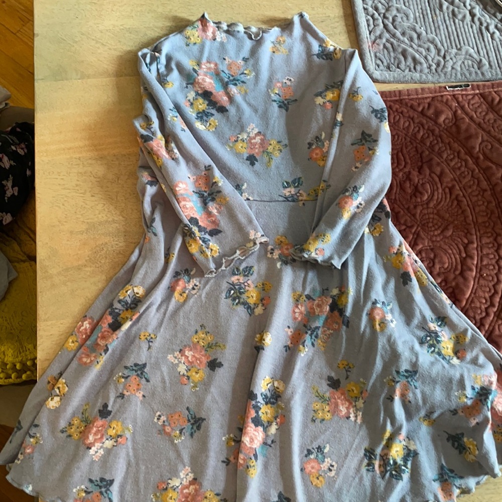2 dresses size 5